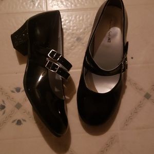 Girls American Eagle dress shoes